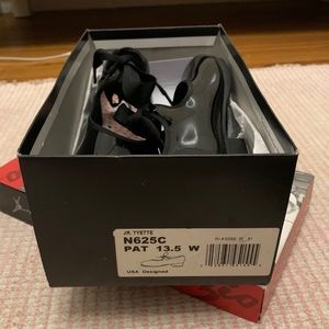 Capezio black Tap shoes size 13.5